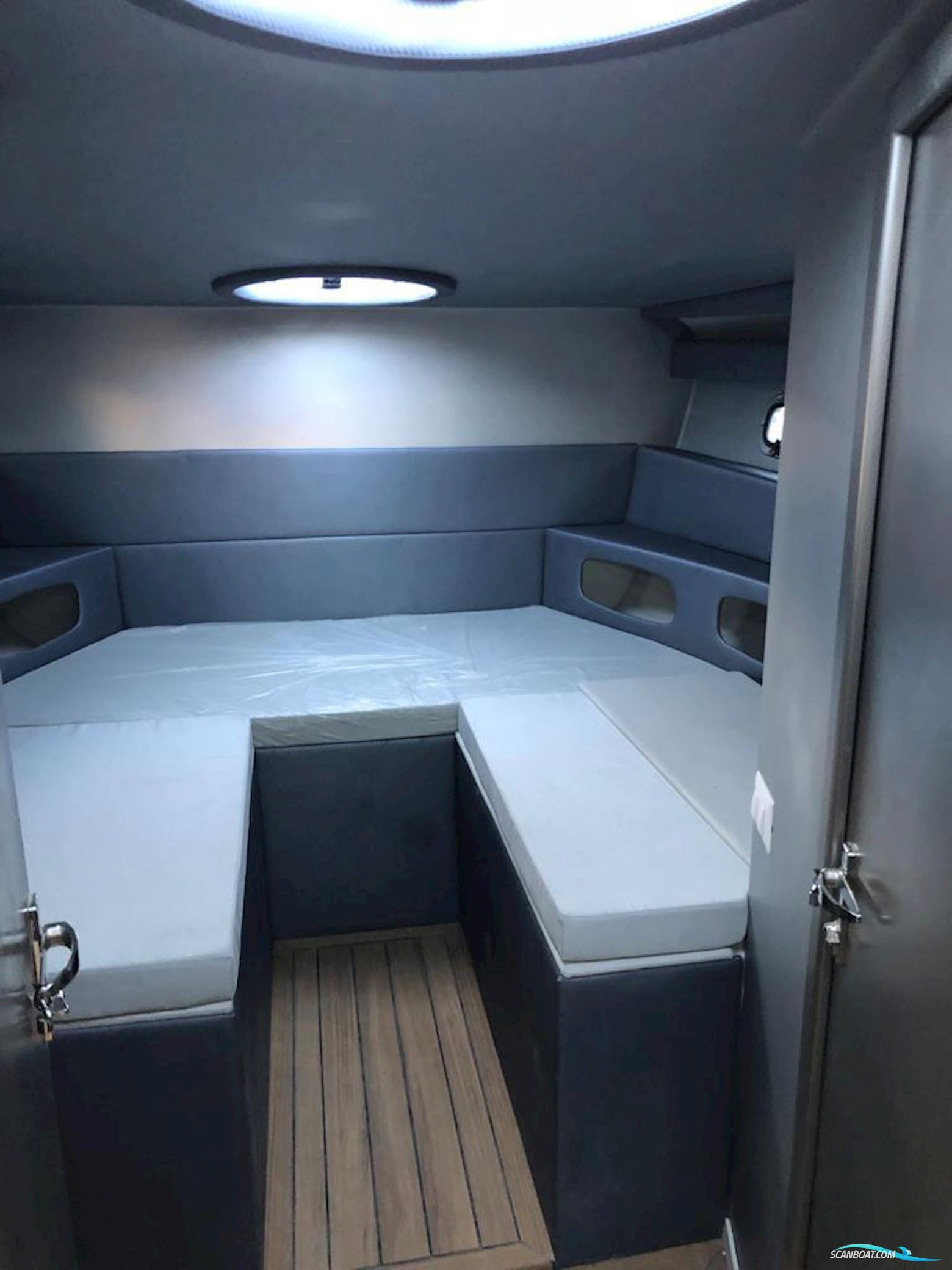 Albatro International S.R.L. ALBATRO 48 RS