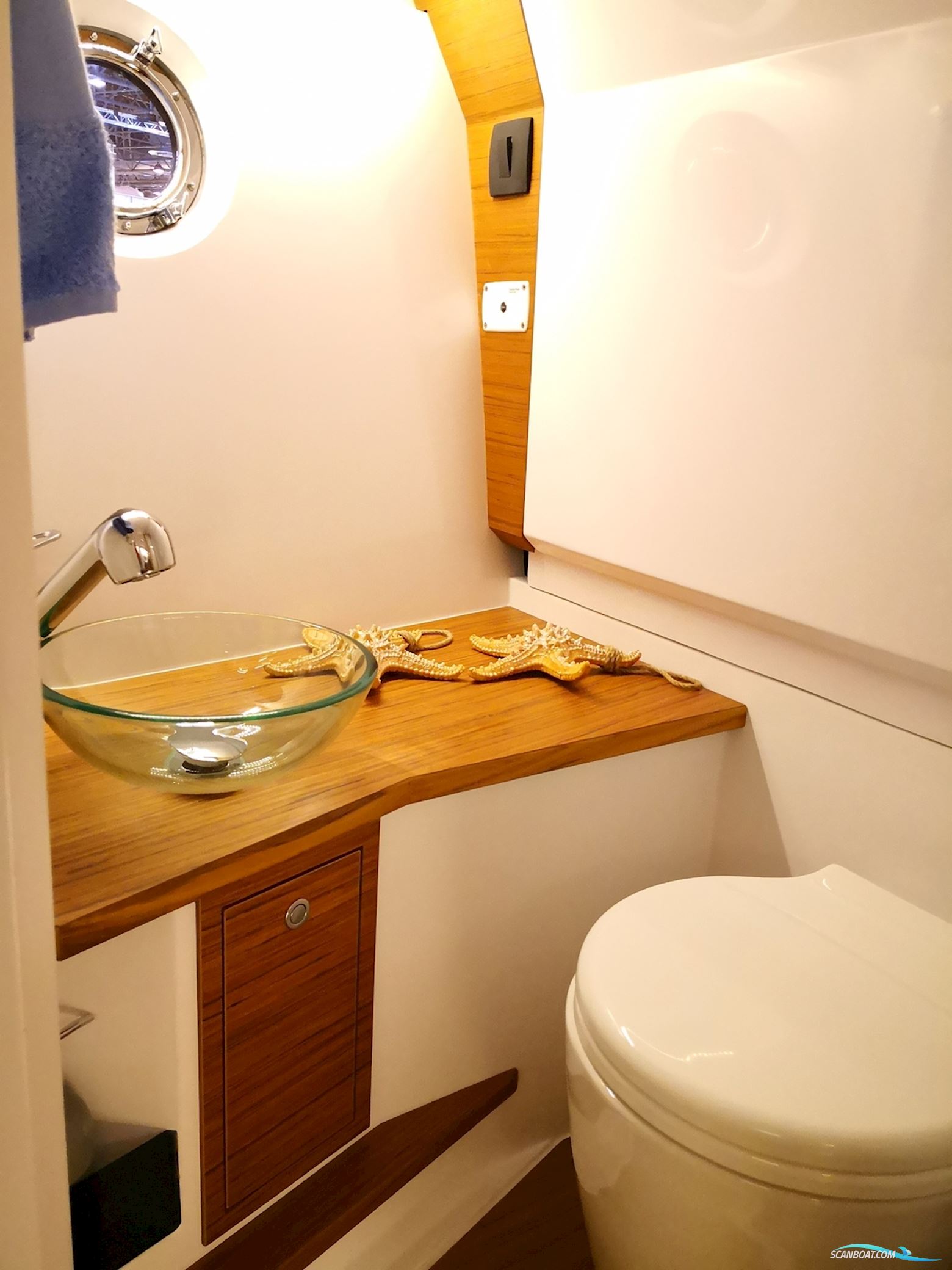 Alfastreet Marine 28 Cabin