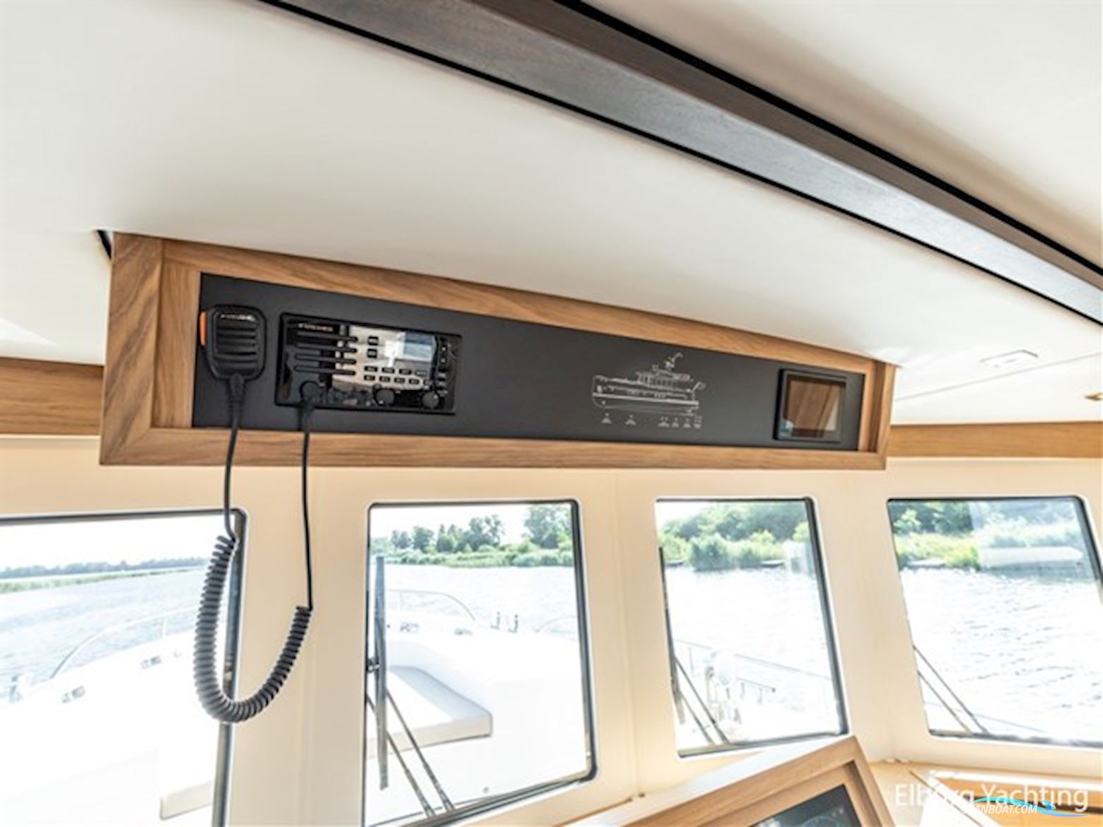 Alm Grand Voyager 65