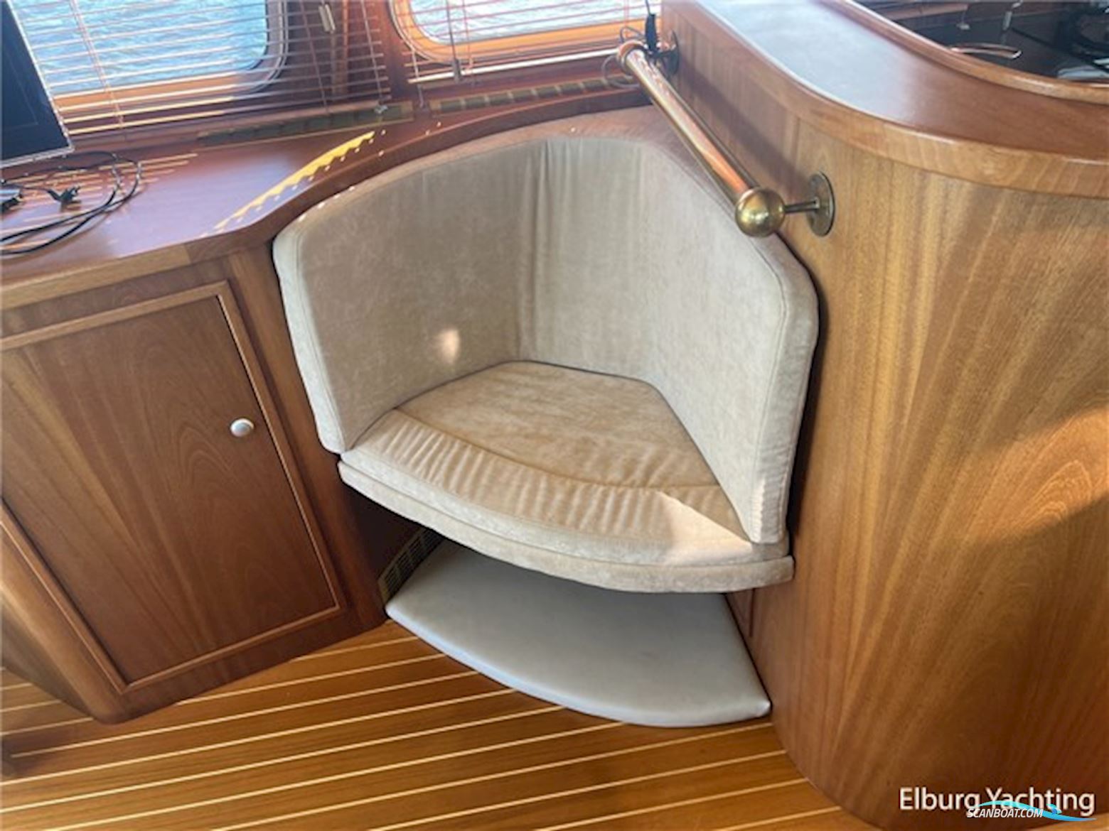 Alm Trawler - 13.20 AD 