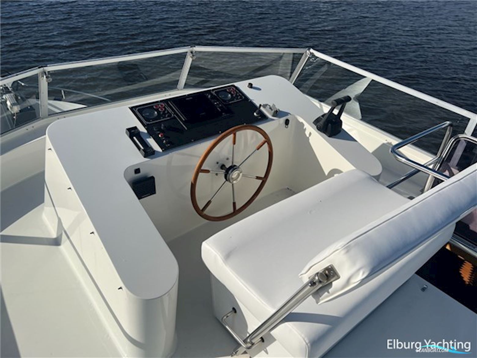 Alm Trawler - 13.20 AD