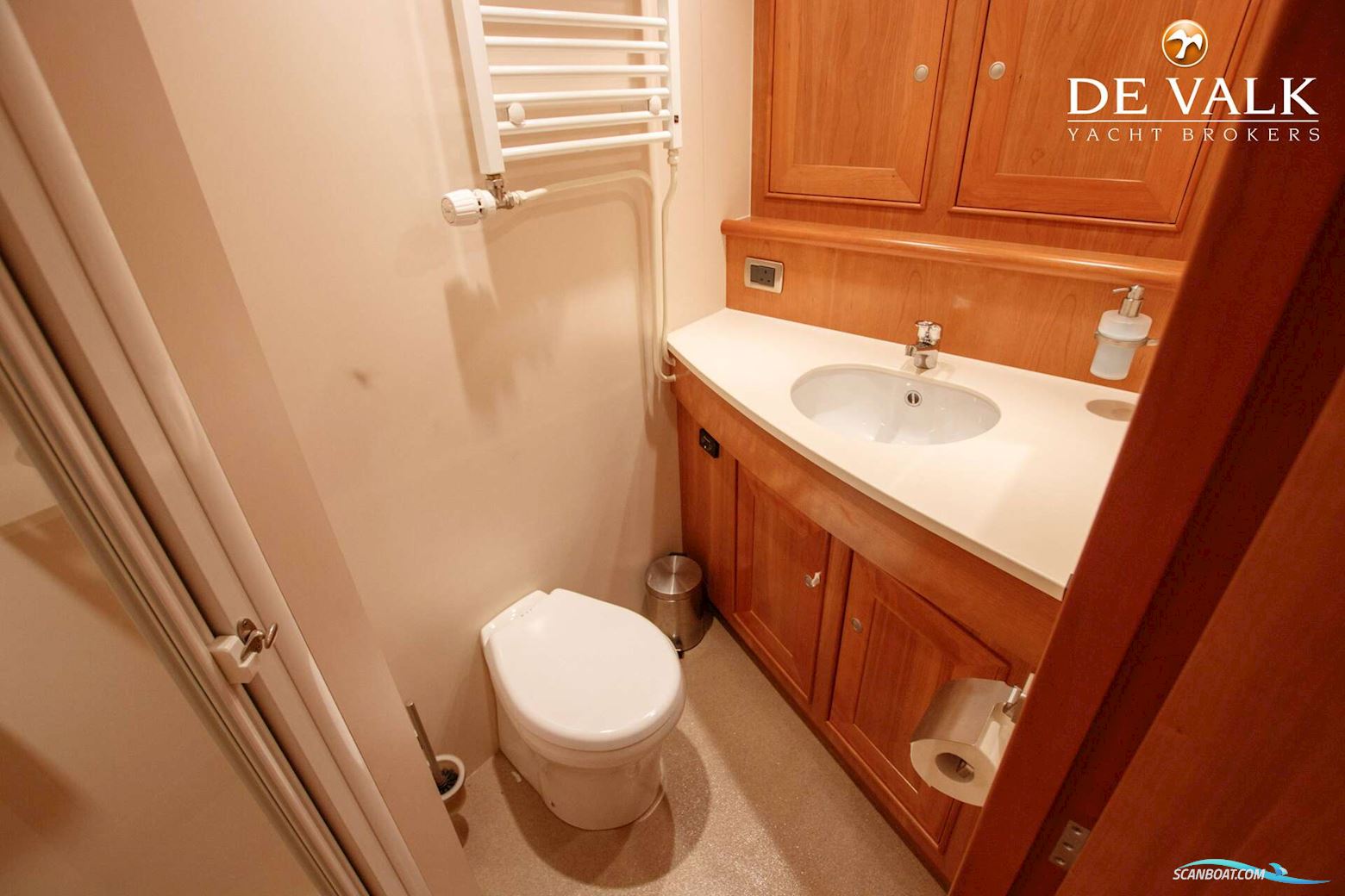 Almtrawler Delfino 65