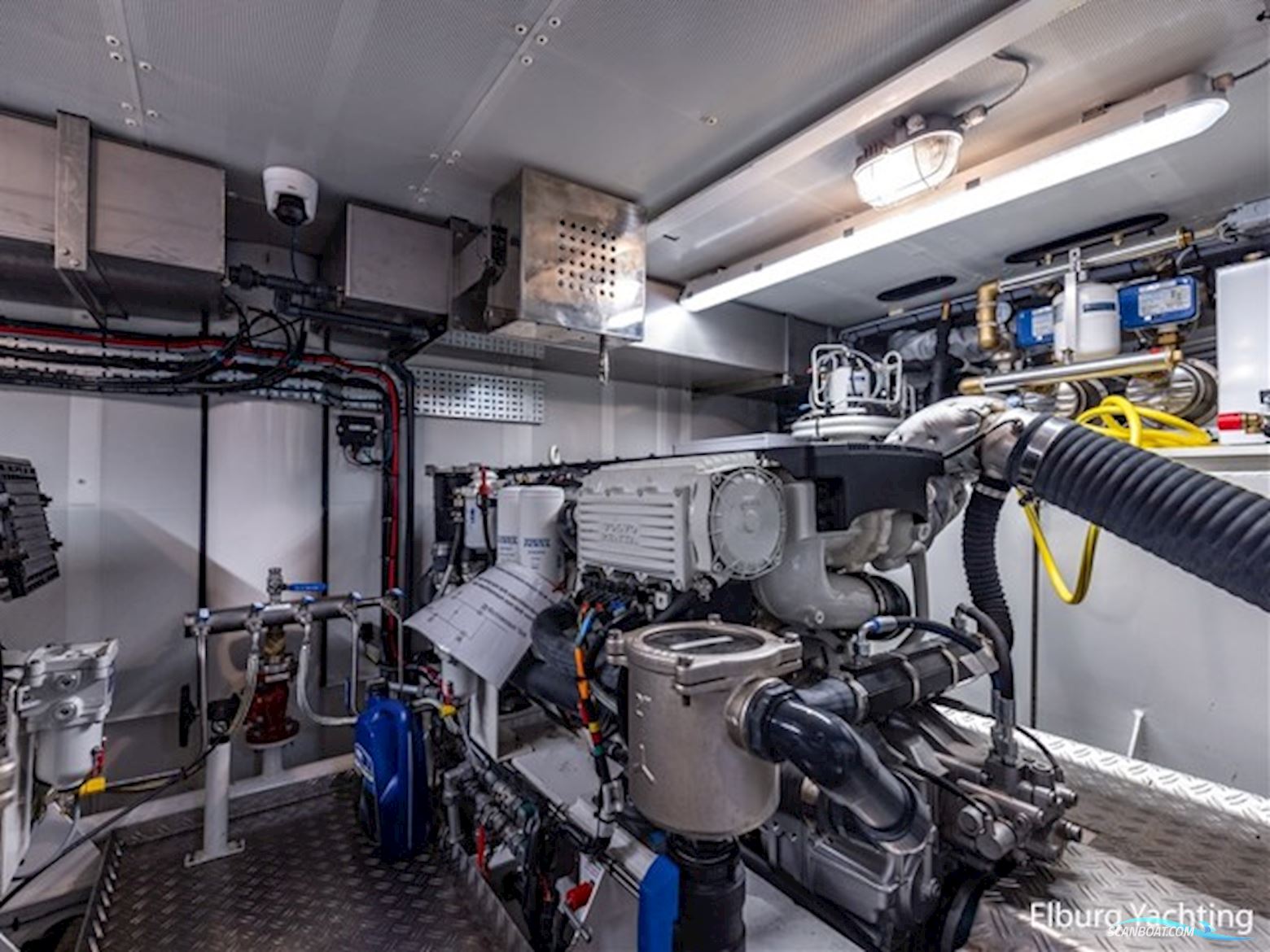 Altena  52 - Aluminium - Fast Going 