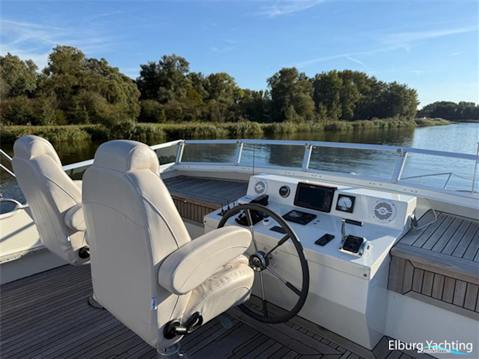 Altena 45 Blue Water Trawler - Stabilizers