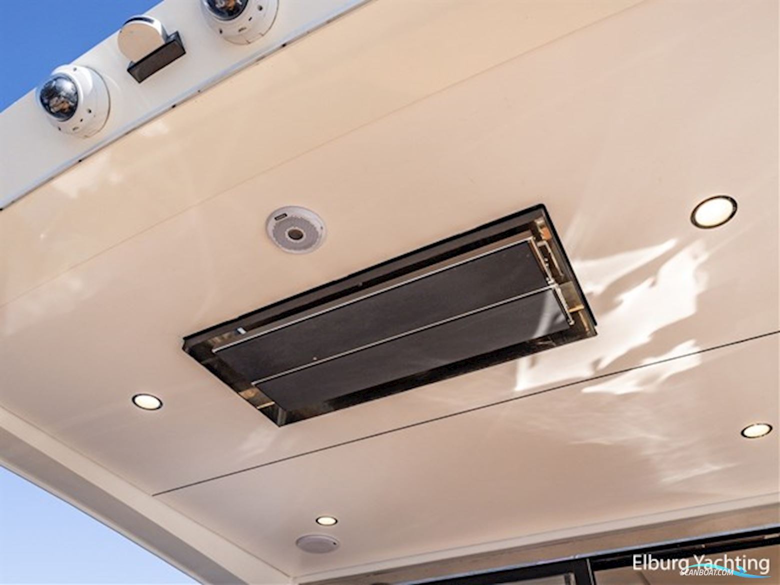 Altena 52 - Fast Going  - Aluminium