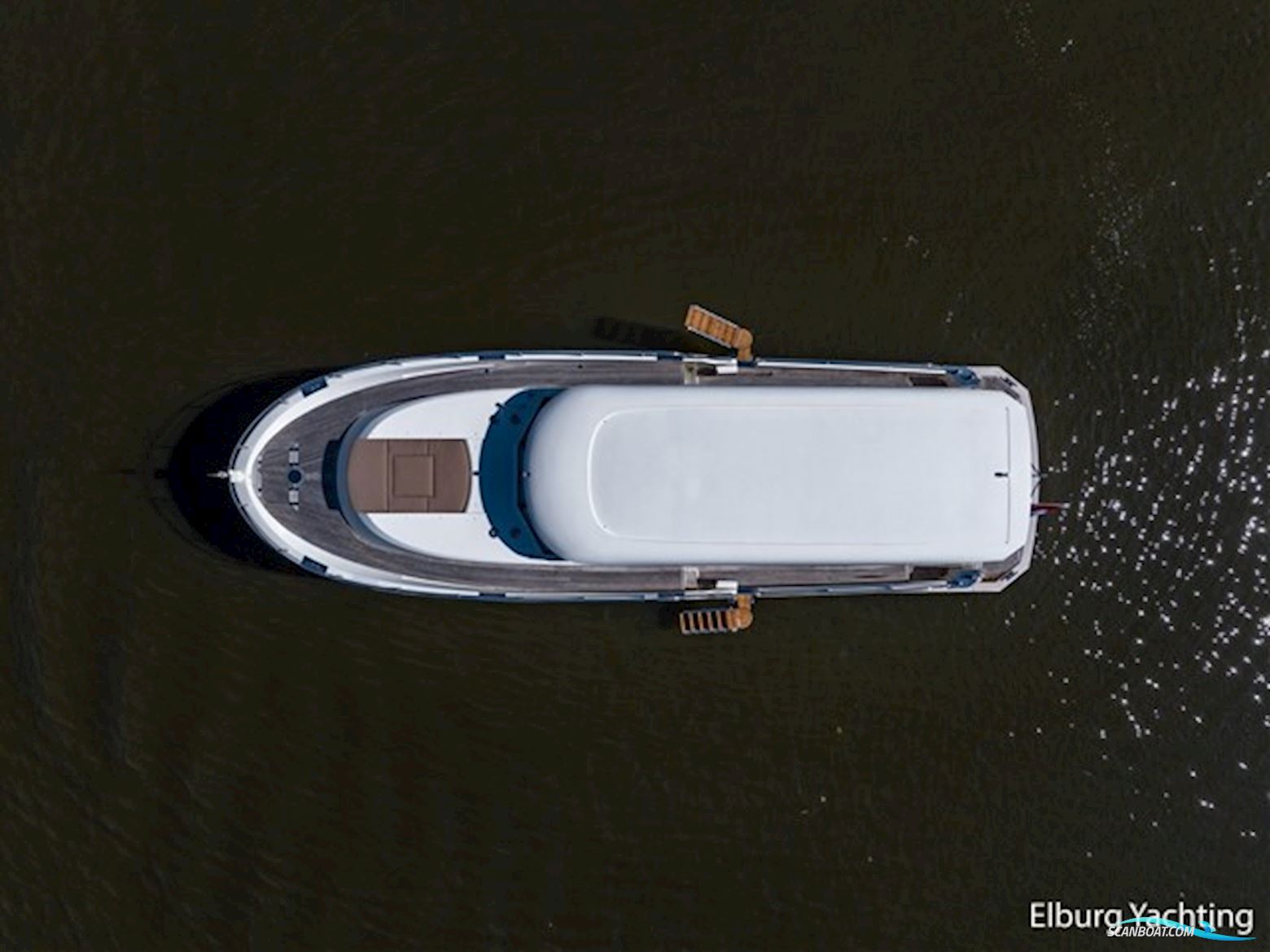 Altena 52 - Fast Going  - Aluminium