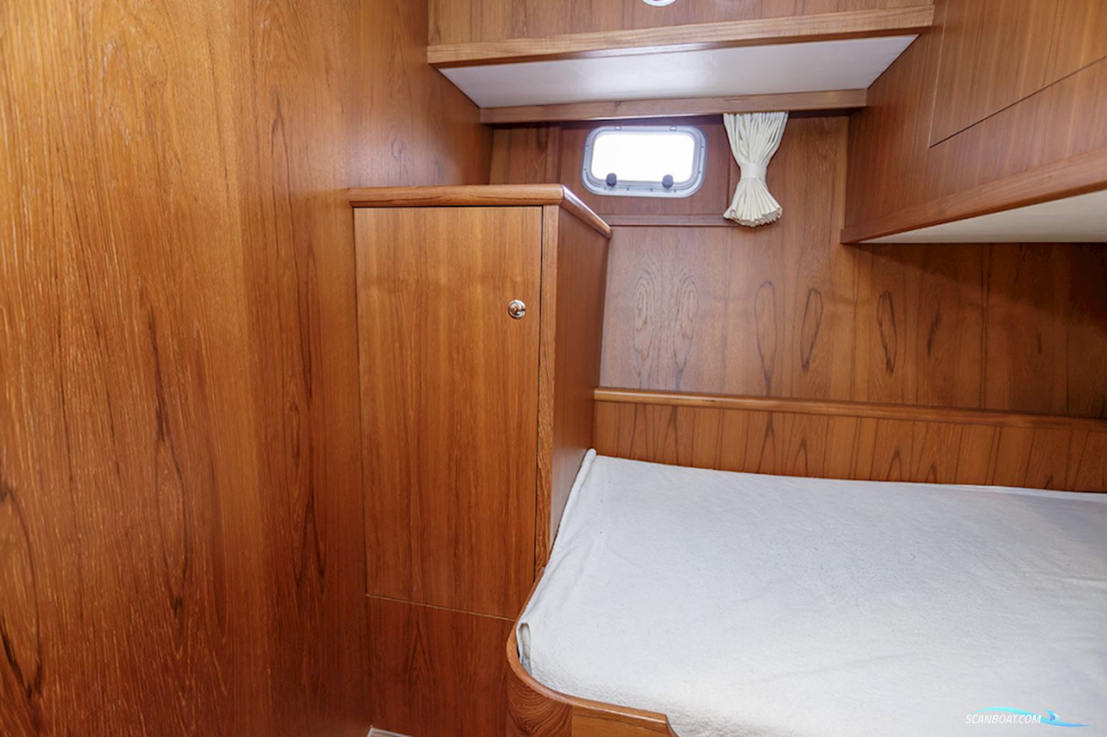 Altena 53 Custom Trawler