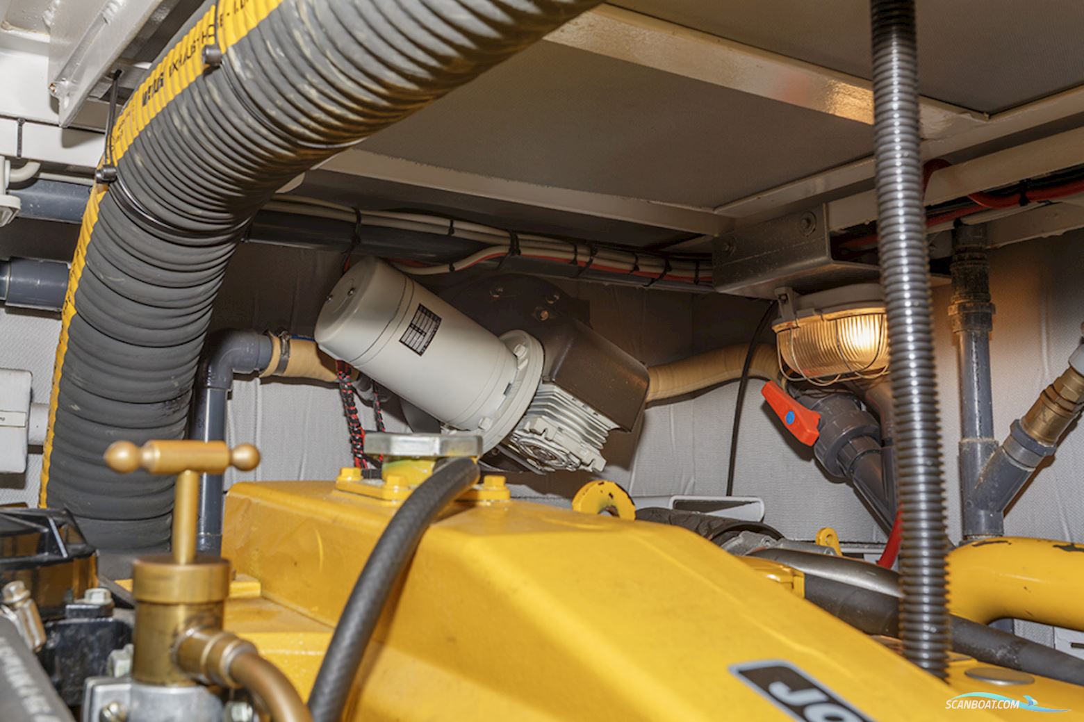 Altena 53 Custom Trawler