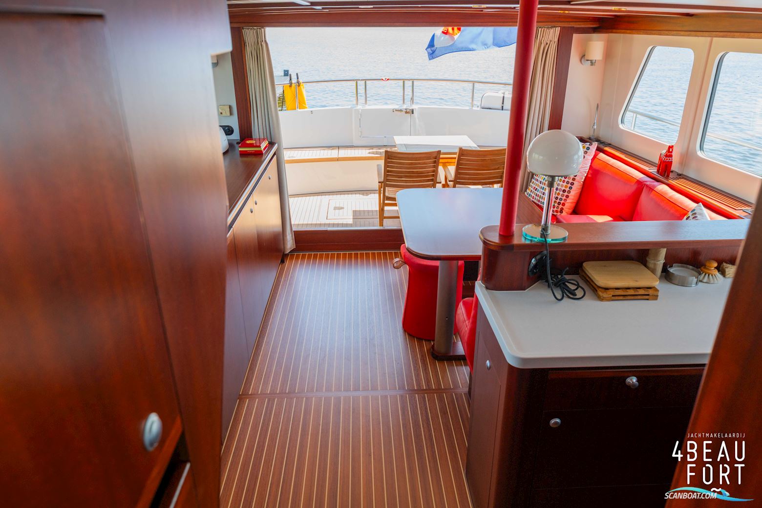 Altena 53 Custom Trawler