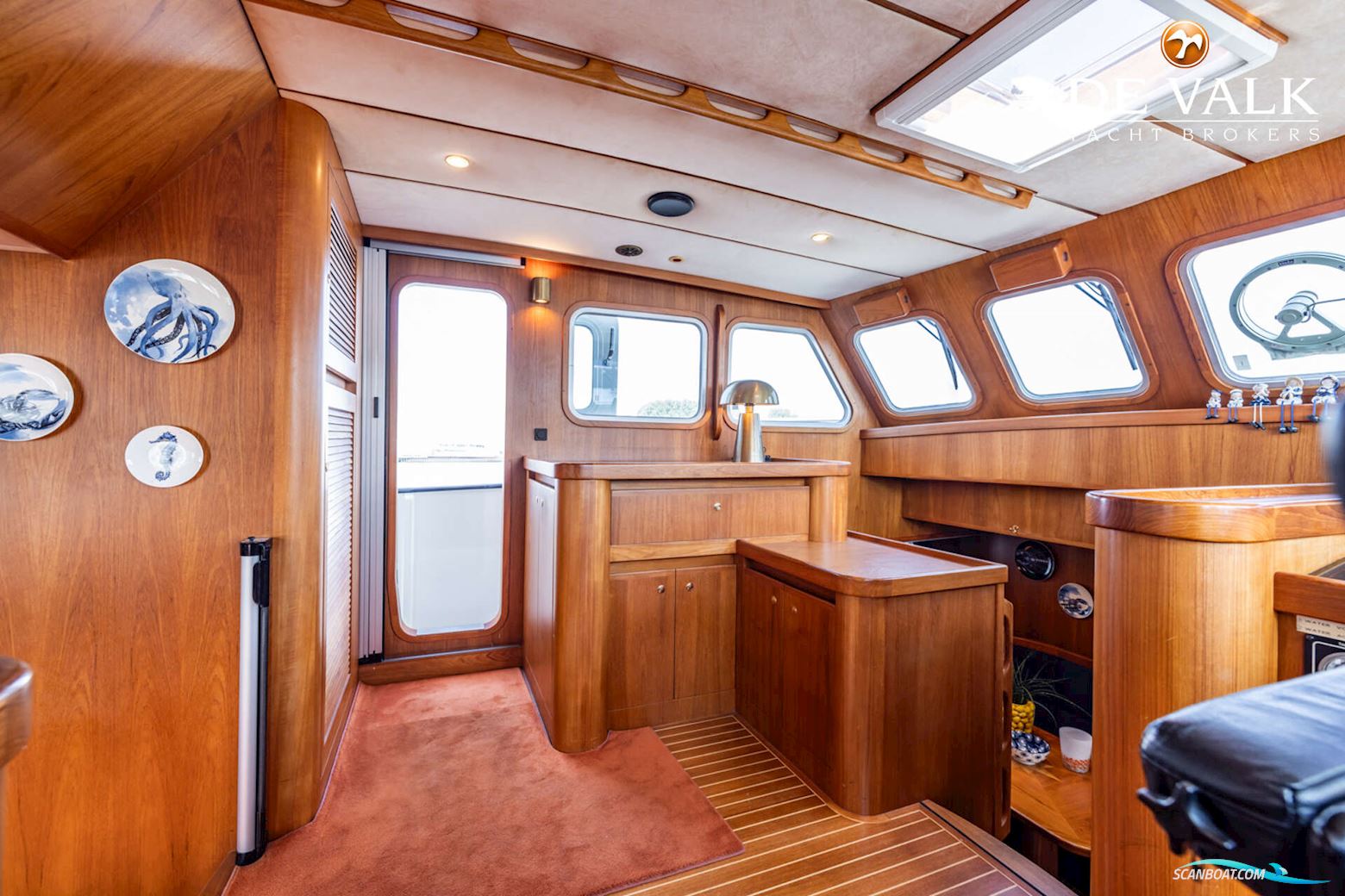 Altena Blue Water Trawler 58