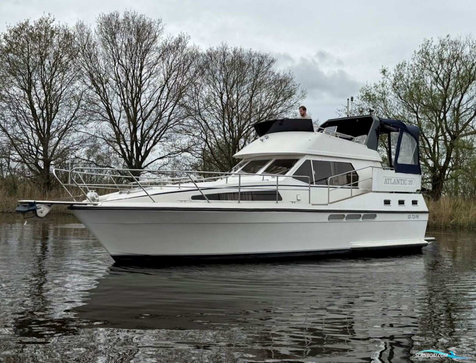 Altlantic 37B Motorboat 1990, with Cummins engine, The Netherlands