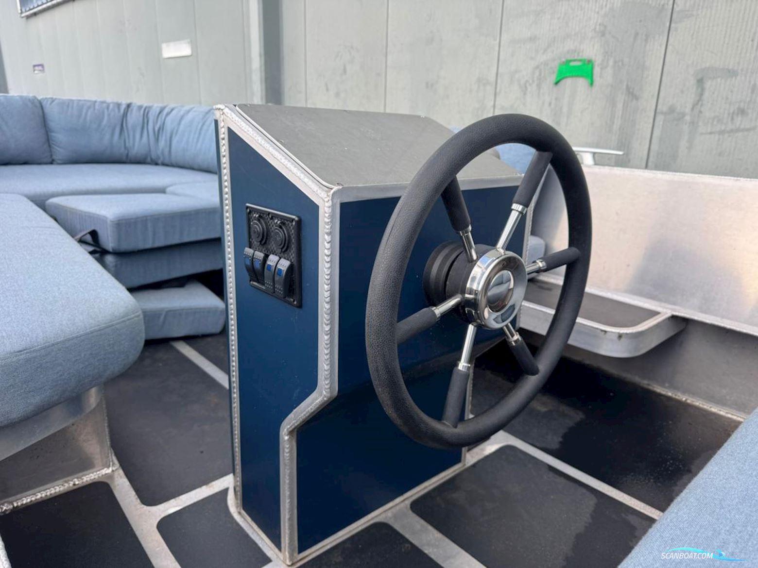 Aluship 550 Tender