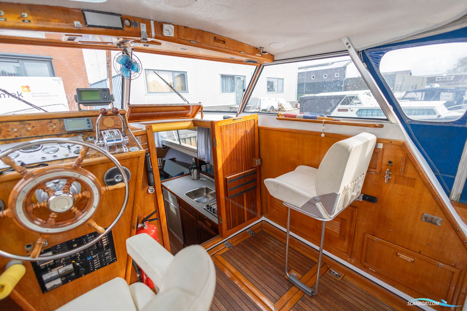 Amerglass 32 AK HT