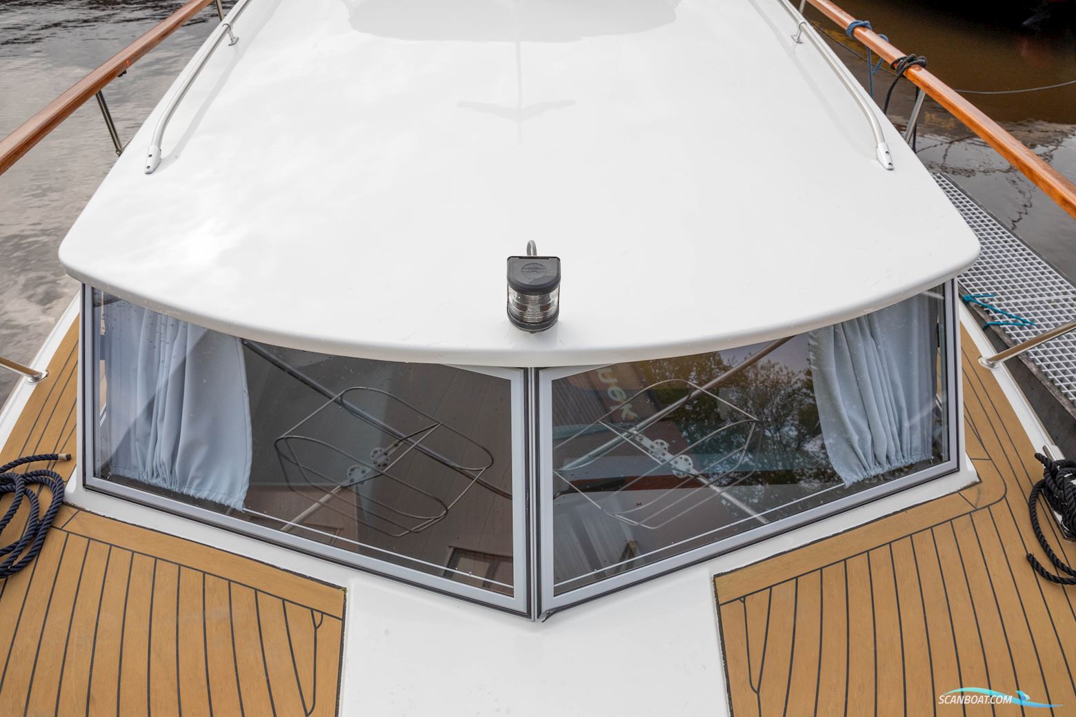 Amerglass 32 AK HT