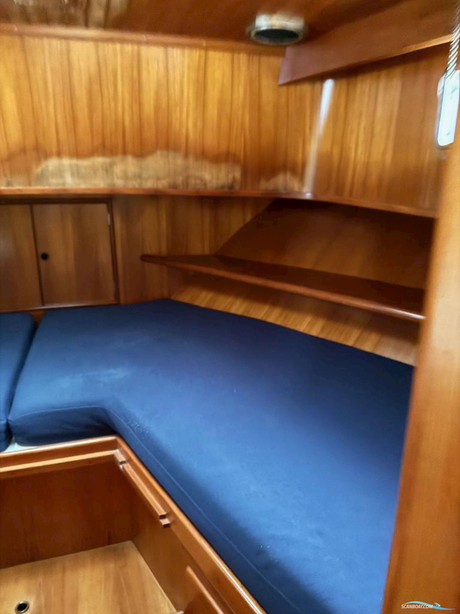 AMS Trawler 42