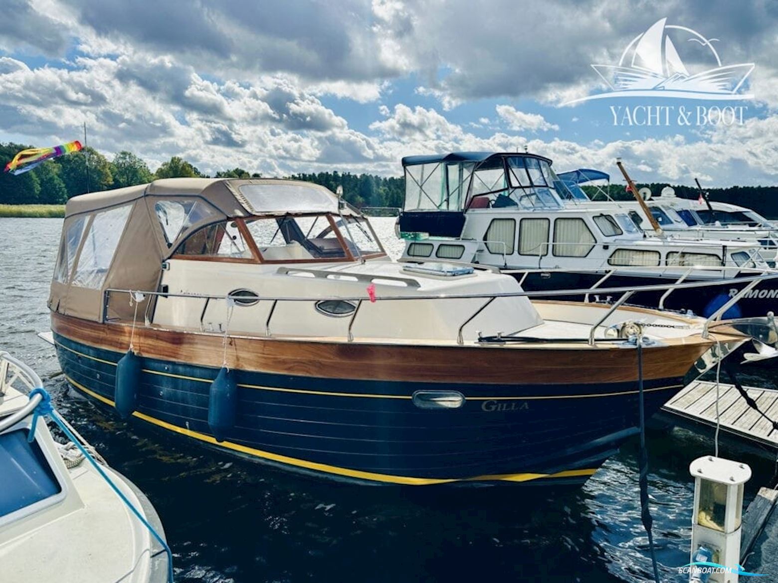 Antaris Mare Libre 900 Wide Body Motorboat 2008, with Steyer engine, Germany
