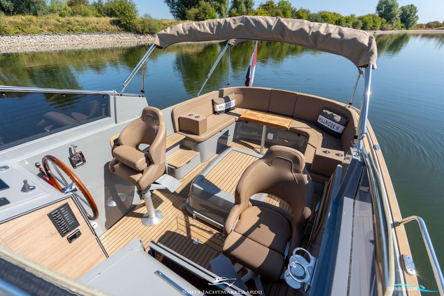 Antaris Seventy7 Cabin