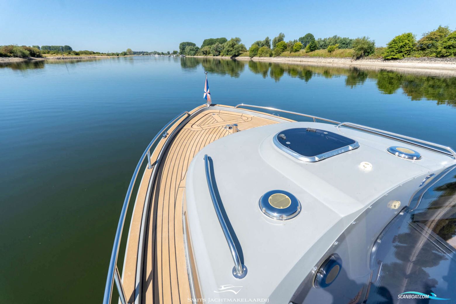 Antaris Seventy7 Cabin