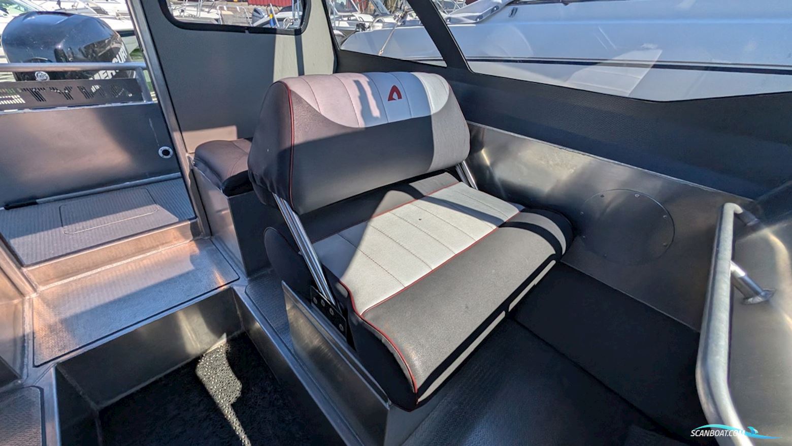 ANYTEC 747 CAB