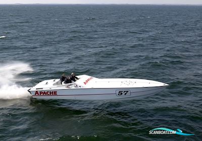 Apache 41 Motorboat 1990, with 2 x 582" V8 Block Dart Big M 4.600 1060hk/st engine, Sweden