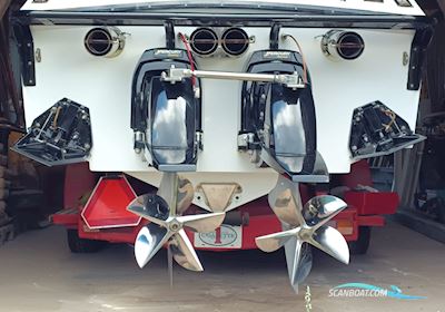 Apache 41 Motorboat 1990, with 2 x 582" V8 Block Dart Big M 4.600 1060hk/st engine, Sweden