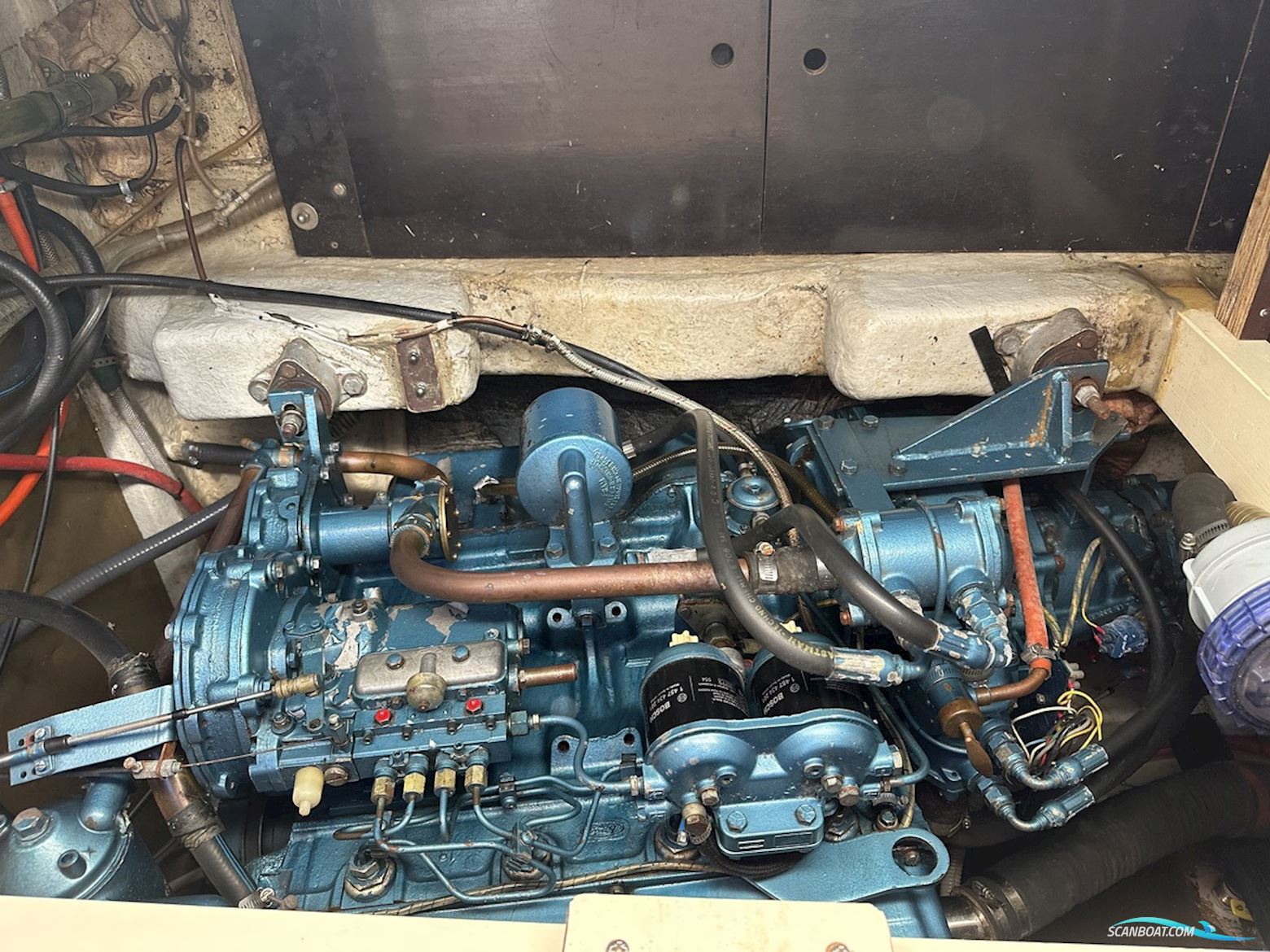 Apollo  32 TT de Luxe AK