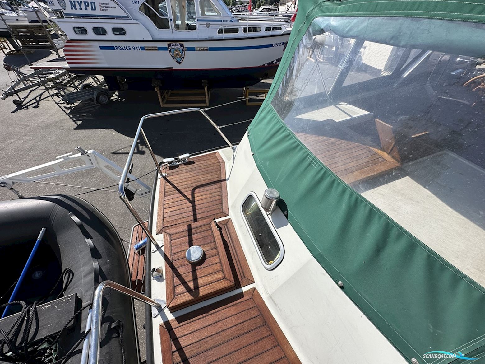 Apollo  32 TT de Luxe AK