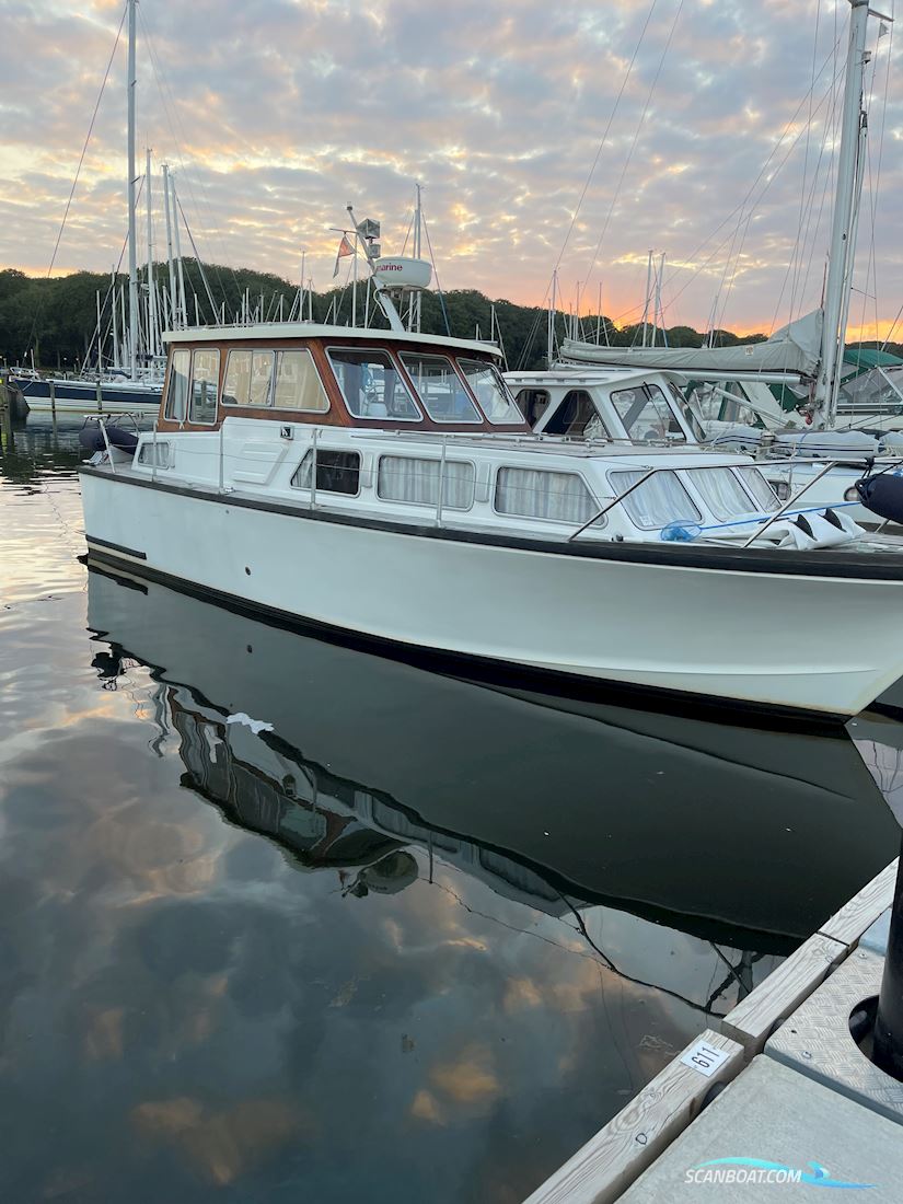 Apollo 32 Motorboat 1971, with Perkins 6354 engine, Denmark