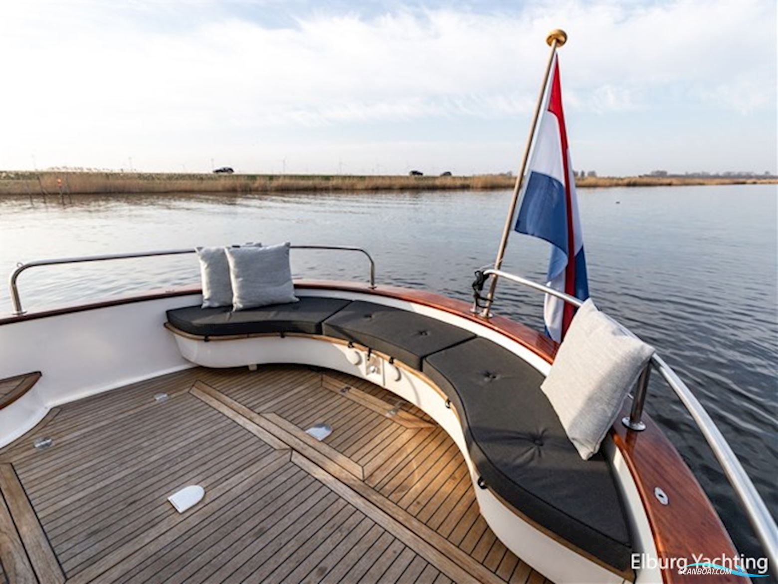 Apreamare 10 Semi Cabinato