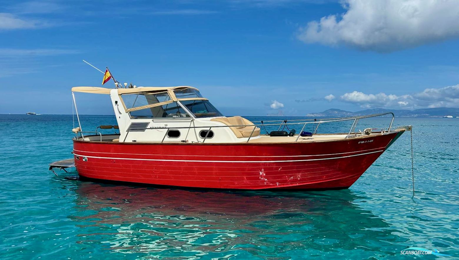 Apreamare 10 Semicabinato Motorboat 2001, with Yanmar-6LP-Ste 300CV engine, Spain