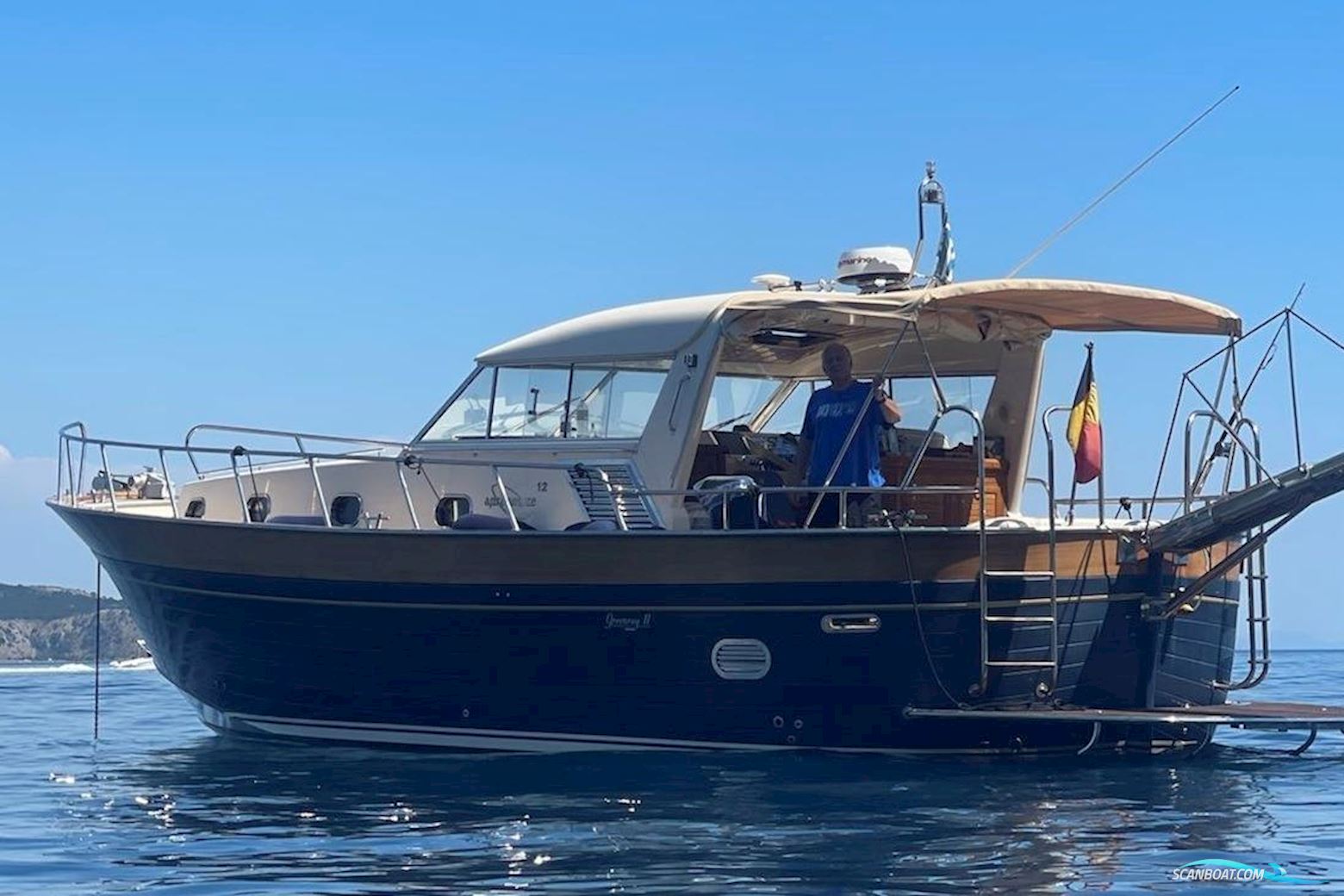 Apreamare 12 CABINATO