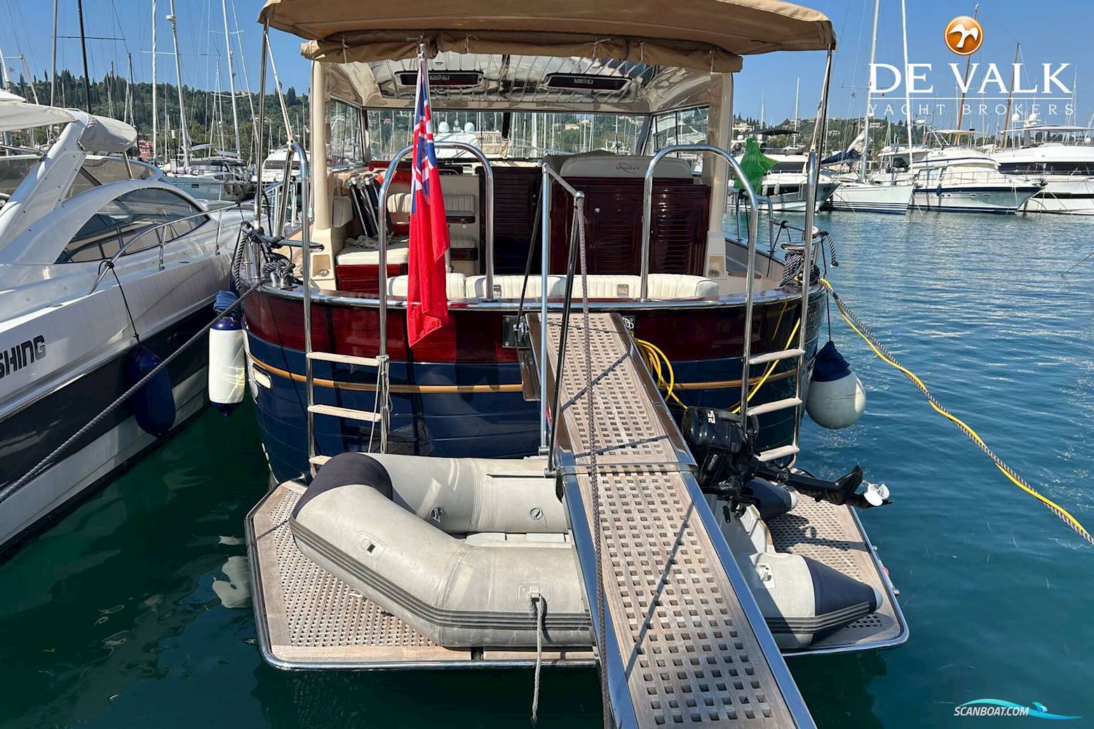 Apreamare 12 Cabinato