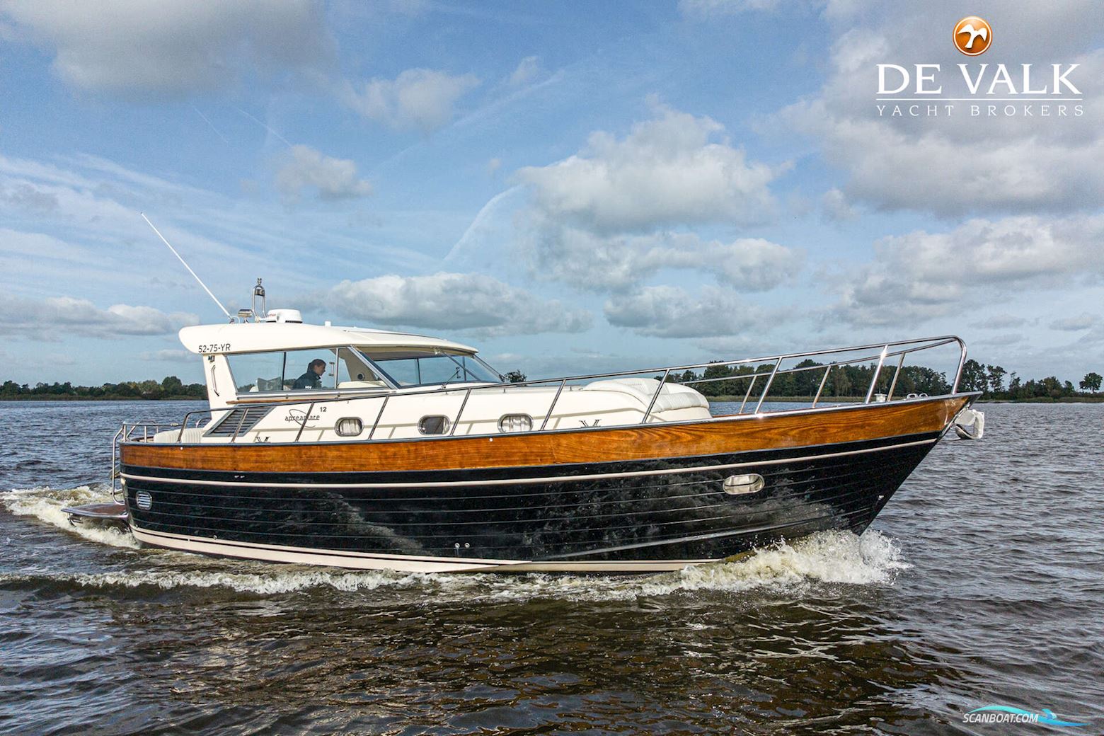 Apreamare 12 Cabinato