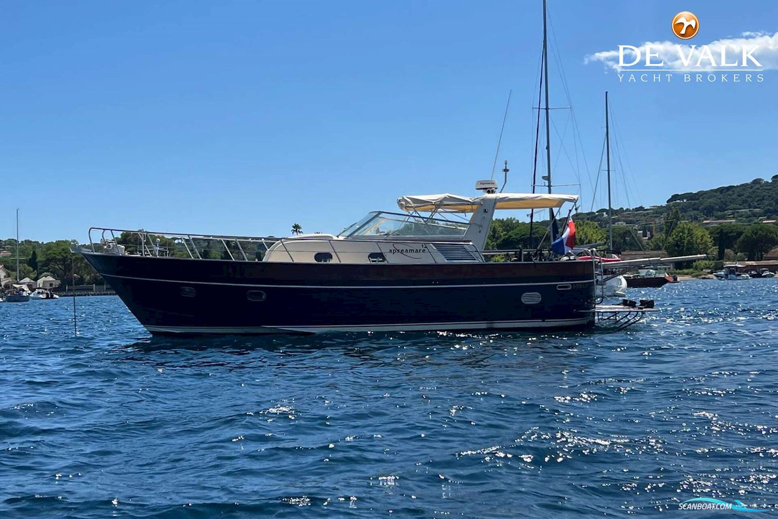 Apreamare 12 Semi-cabinato