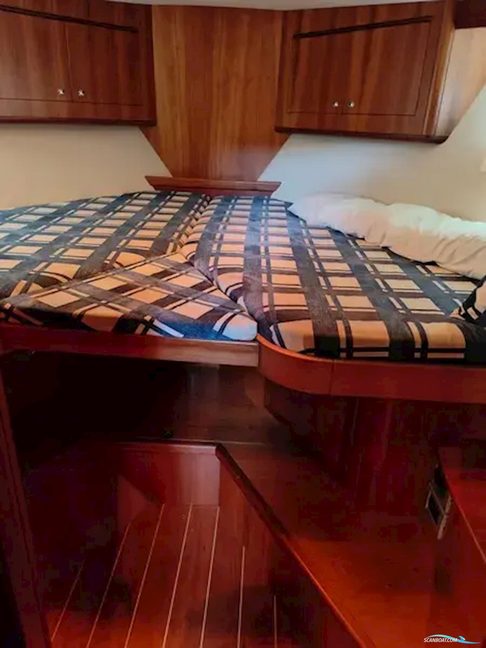 Apreamare 12 Semicabinato