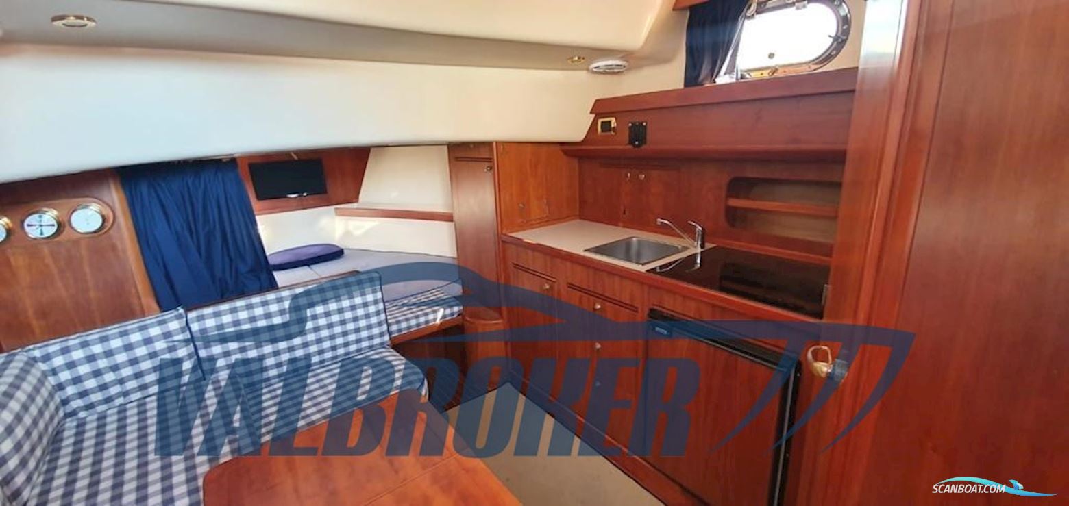 Apreamare Aprea 10 Semi Cabin