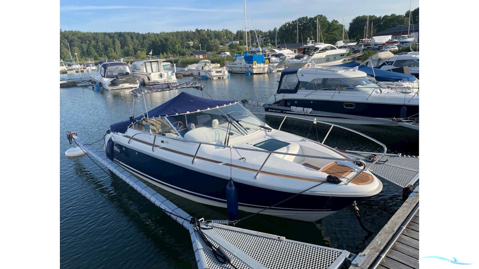 Aquador 23 DC Motorboat 2005, with Mercruiser engine, Sweden