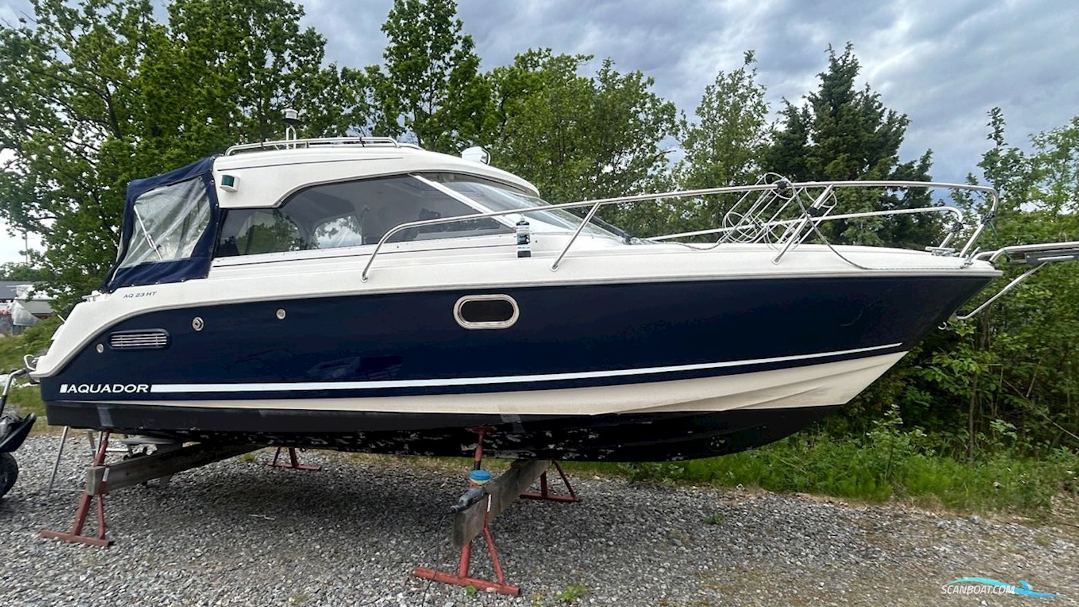 AQUADOR 23 HT