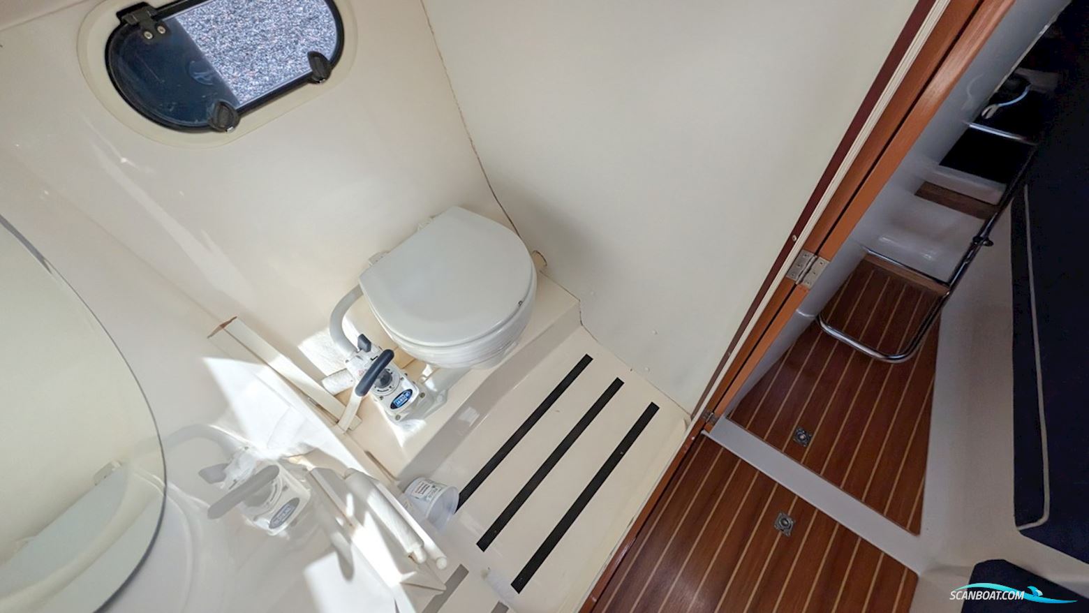 AQUADOR 23 HT