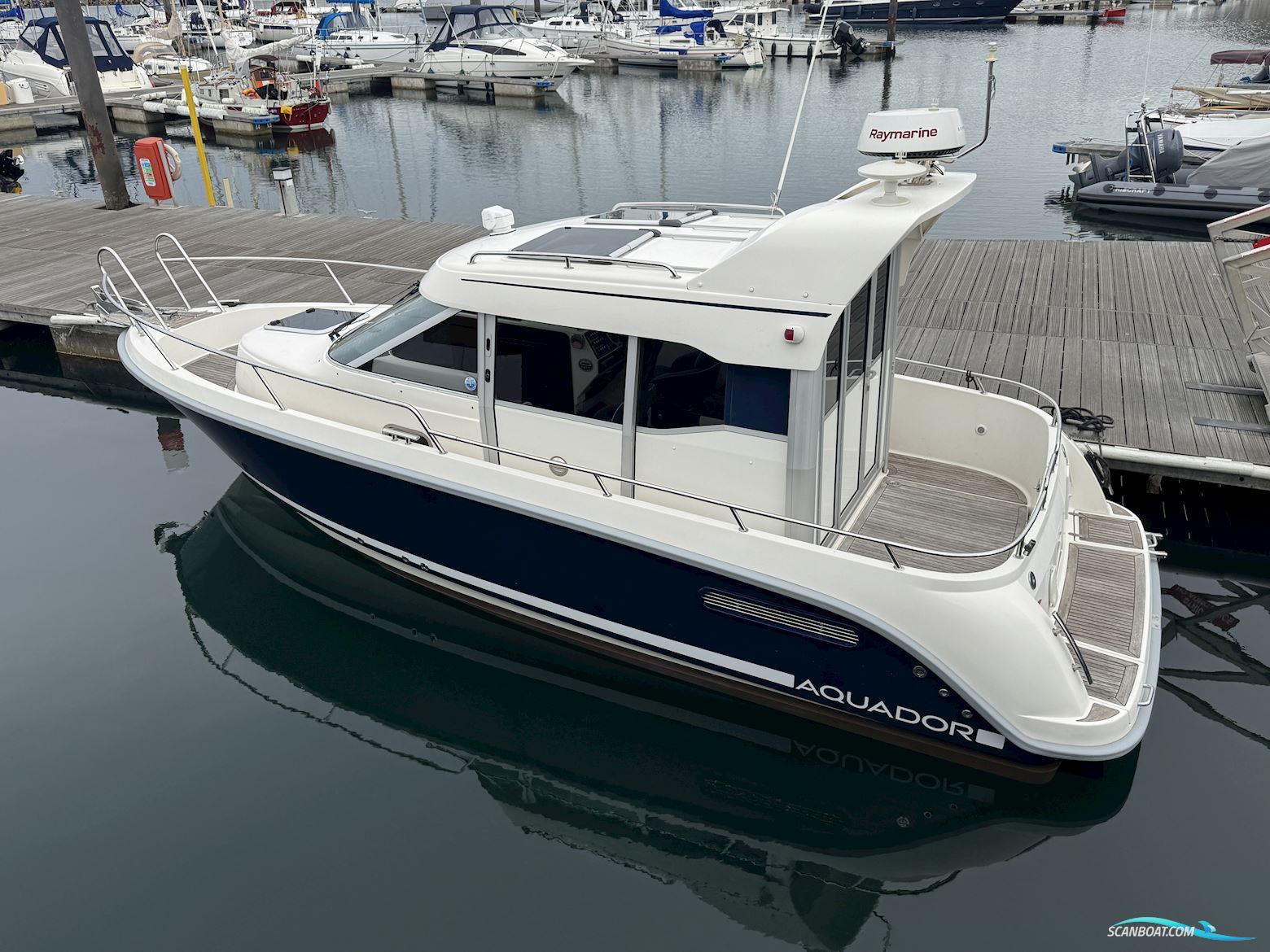 AQUADOR 25 CE