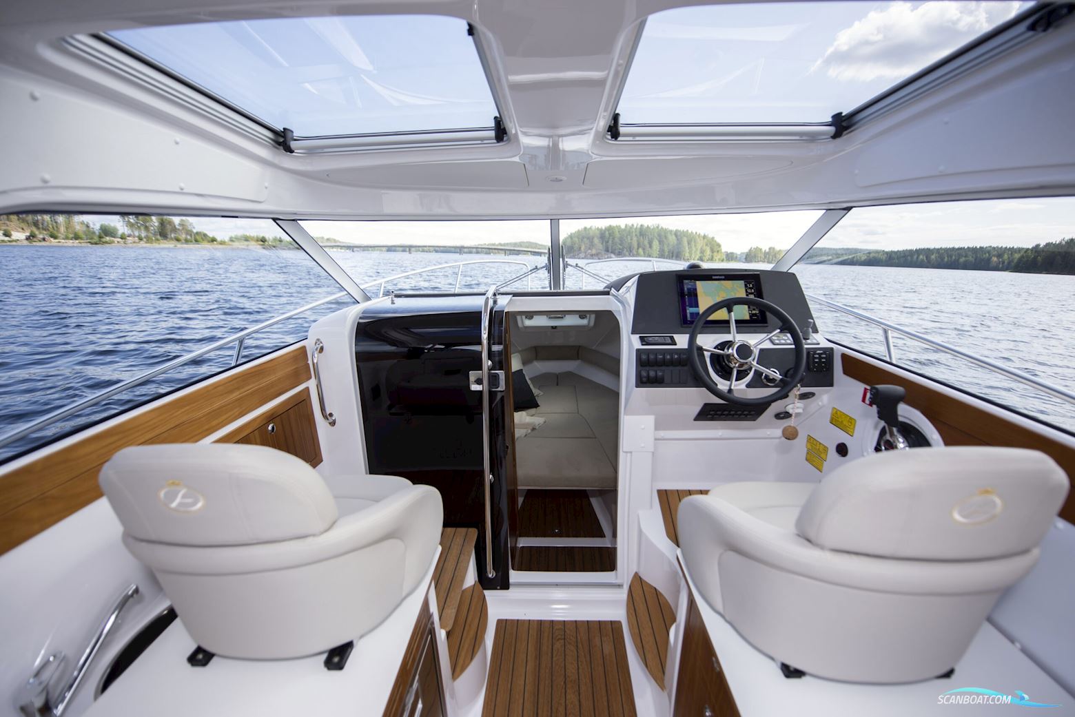 Aquador 25 HT Classic