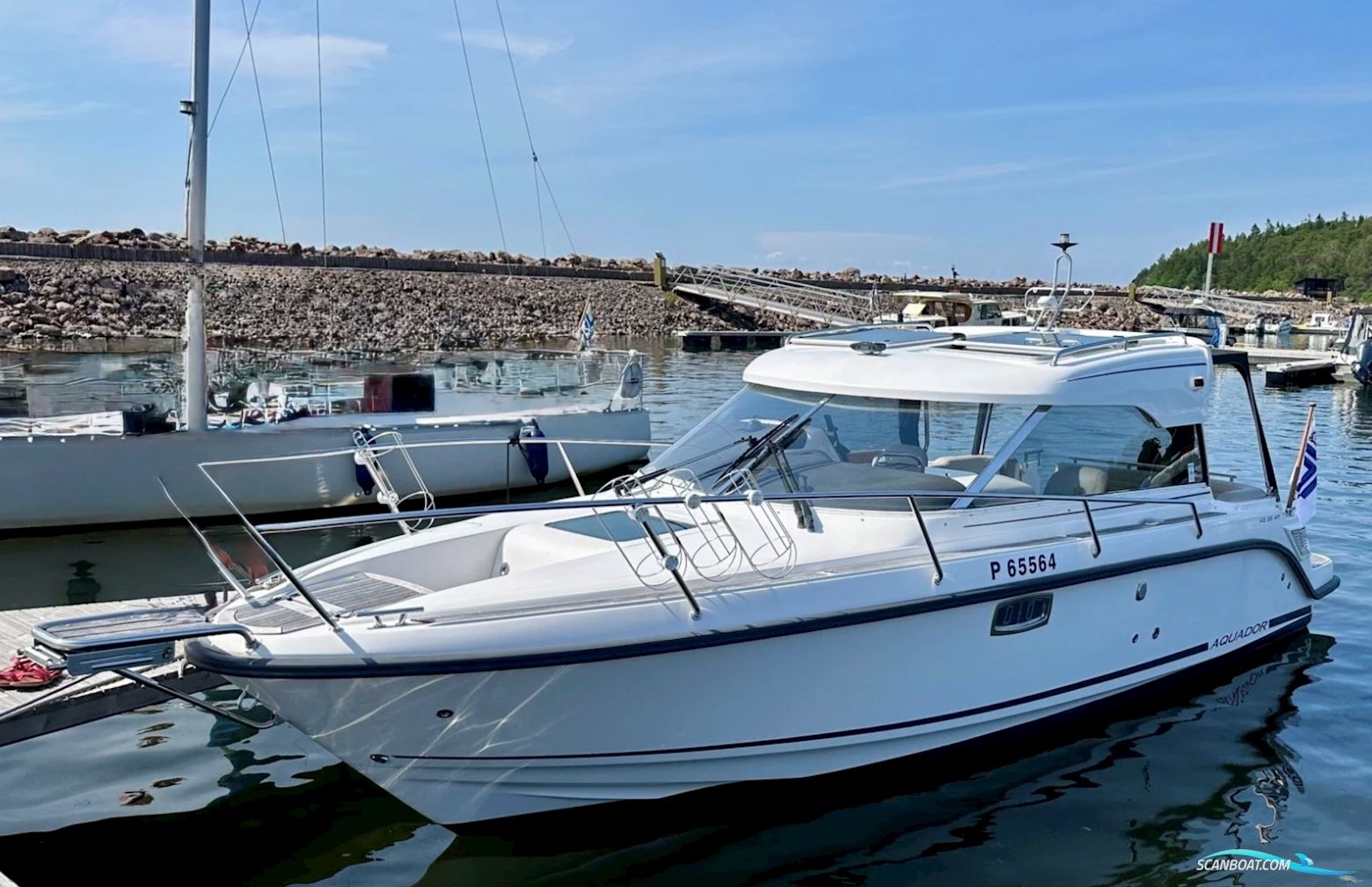 Aquador 25 HT Motorboat 2019, with Mercruiser engine, Finland