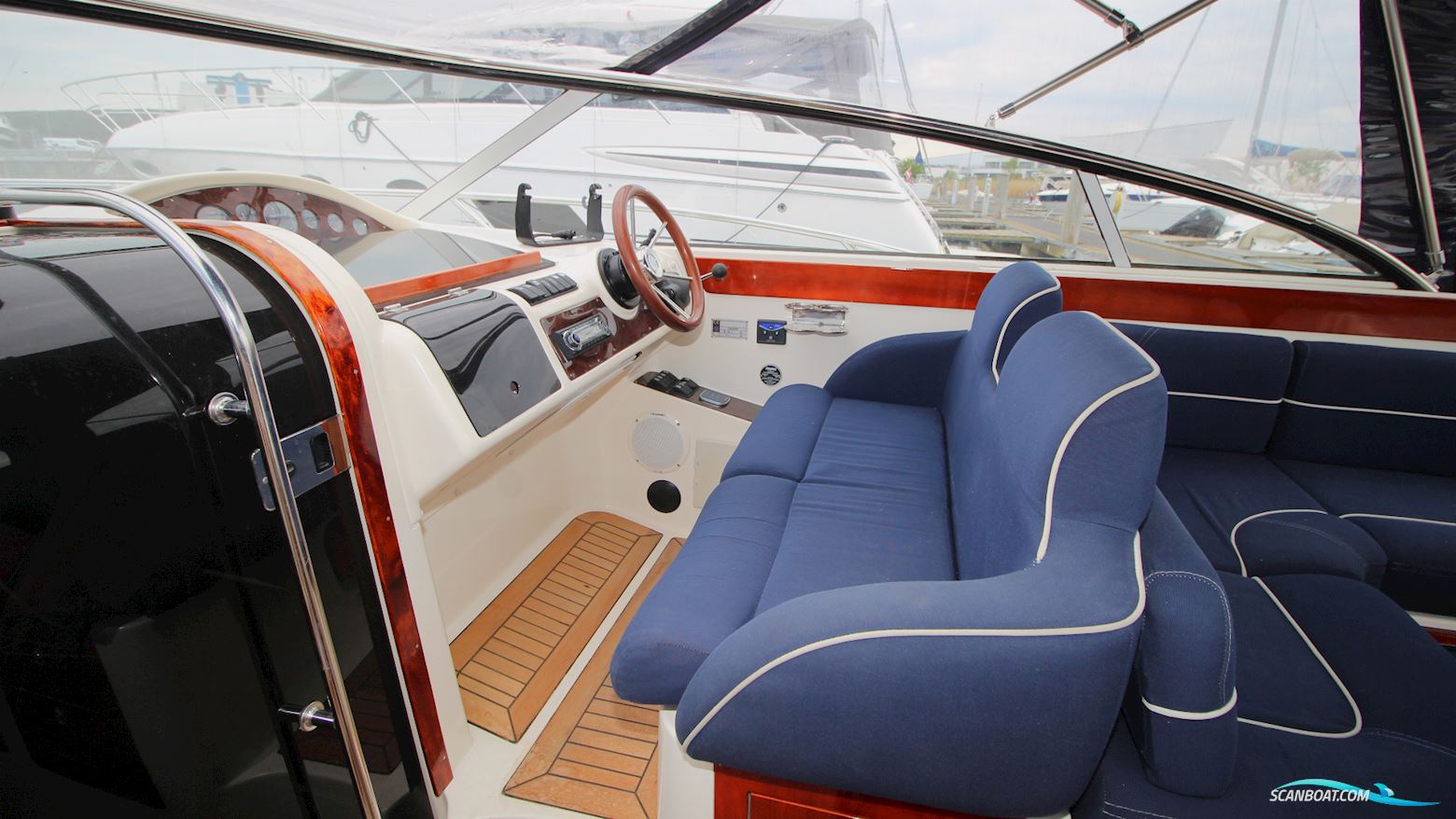 Aquador 26 DC 