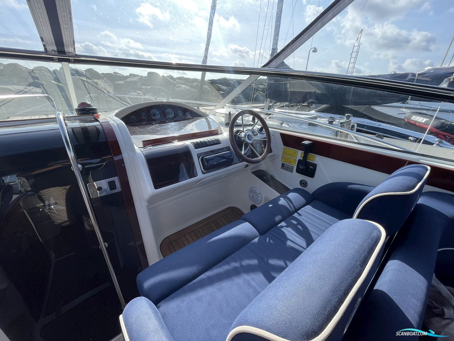 Aquador 26 DC, Efterårspris.