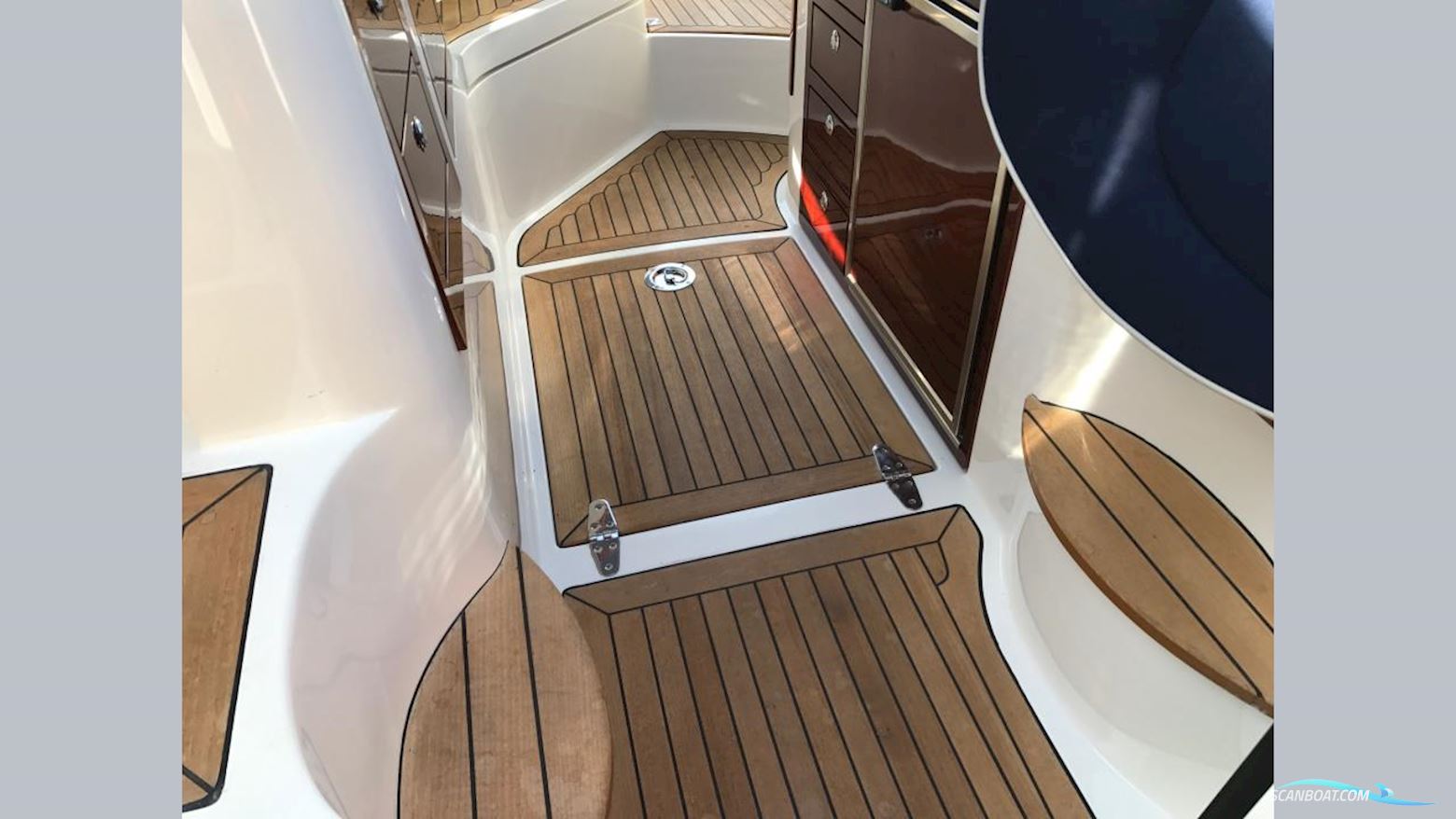 Aquador 26 DC