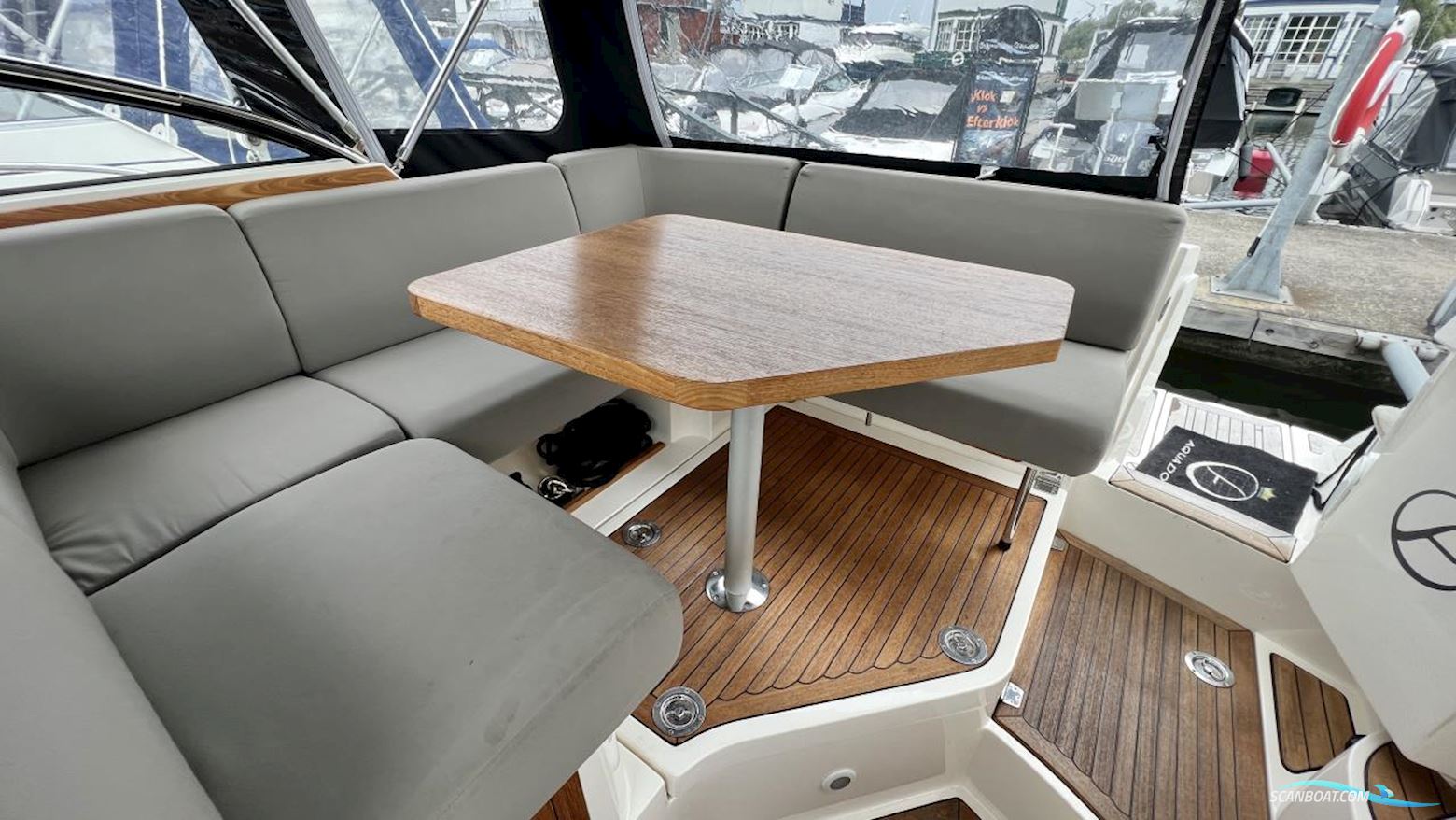 Aquador 27 DC