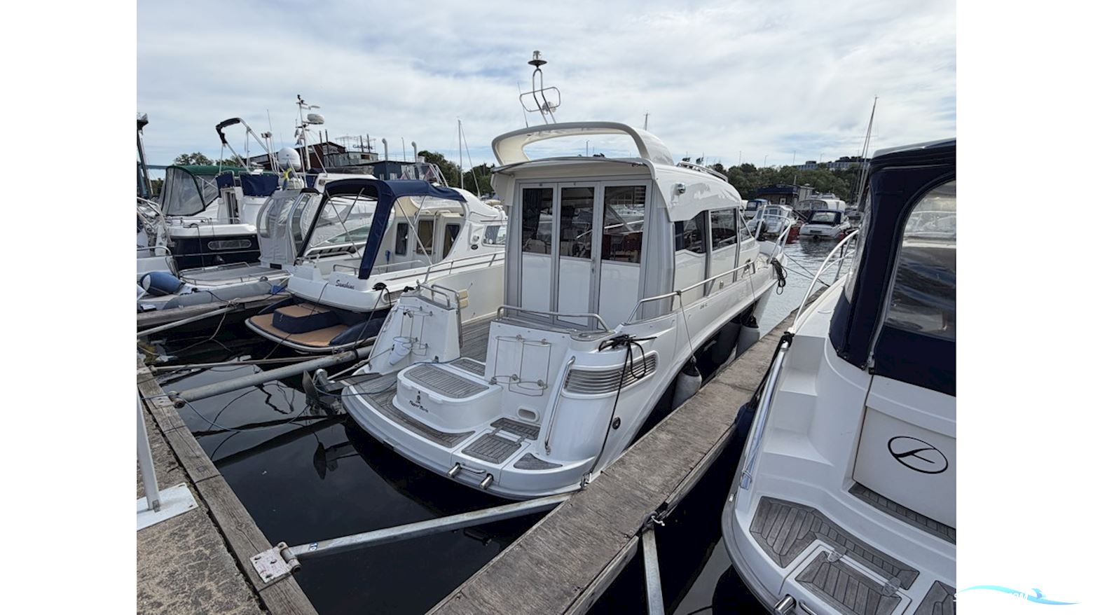Aquador 28 C