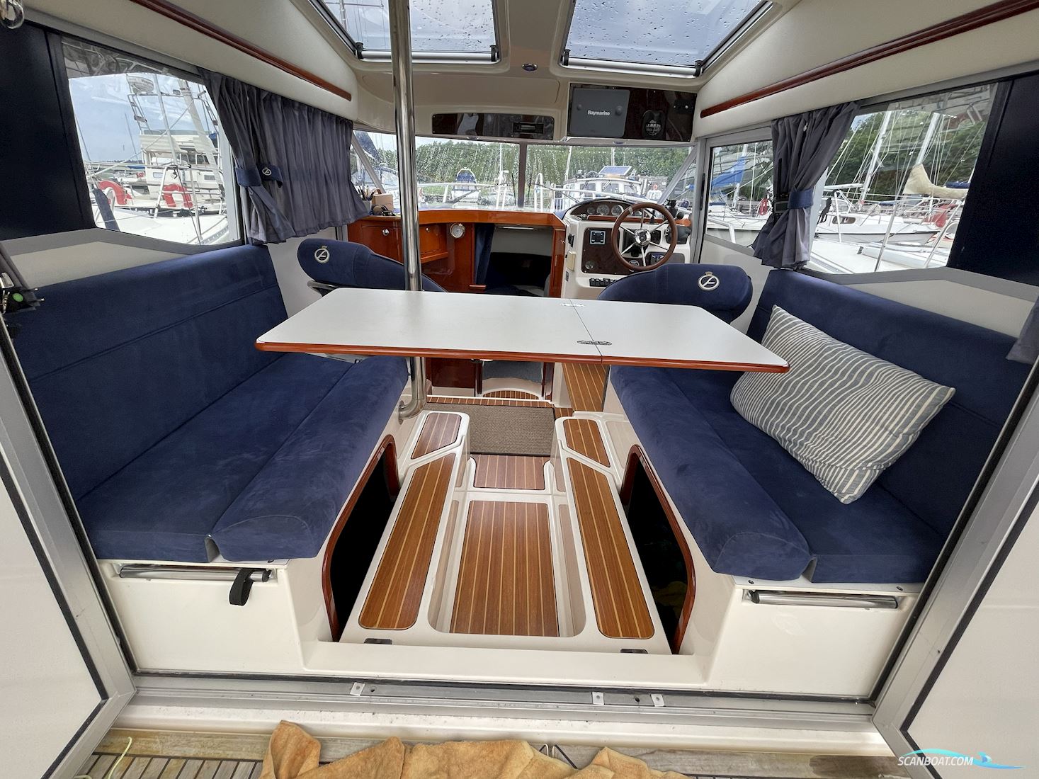 Aquador 28 C