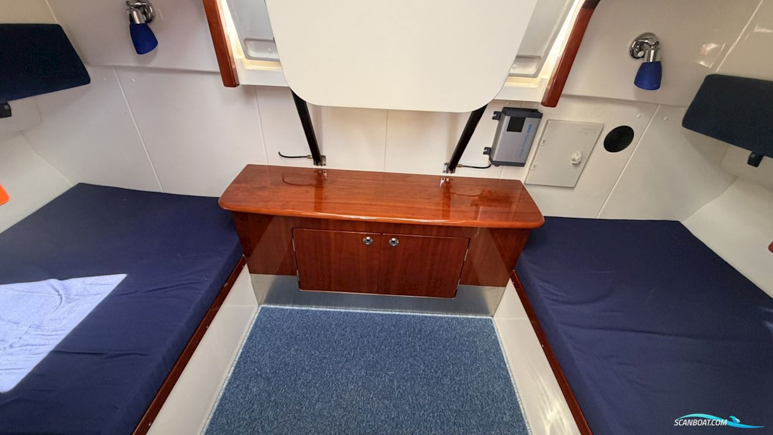 Aquador 28 C