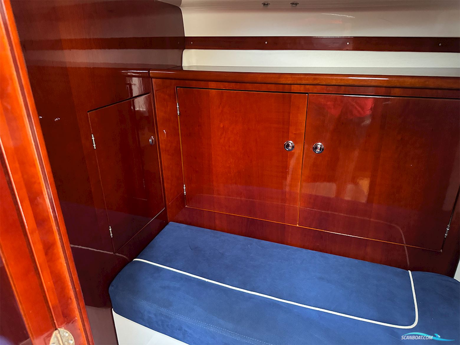 Aquador 28 DC